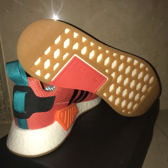 Adidas NMD R2 “Summer” - Picture 2 of 4